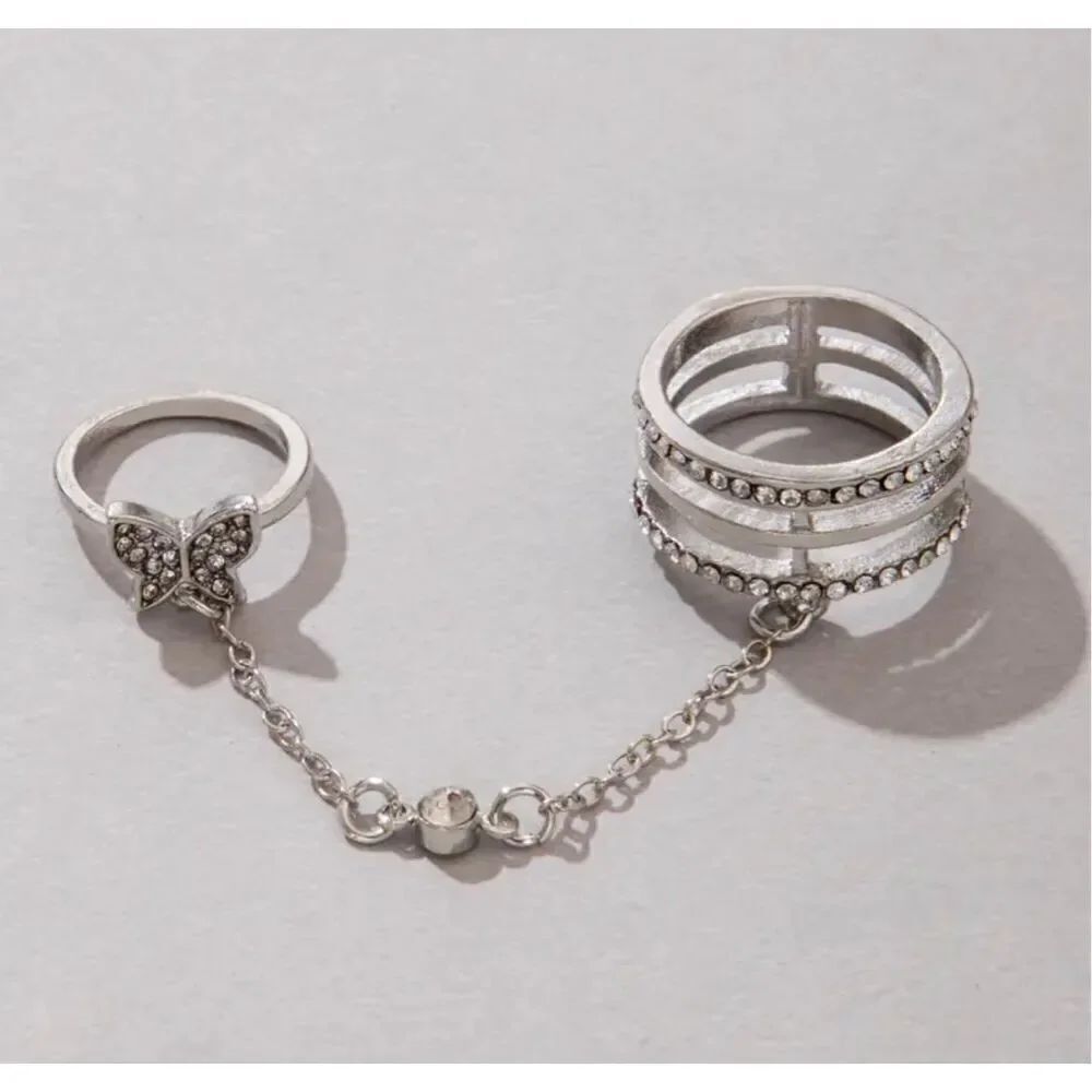 Butterfly rhinestone finger chain ring - adjustable